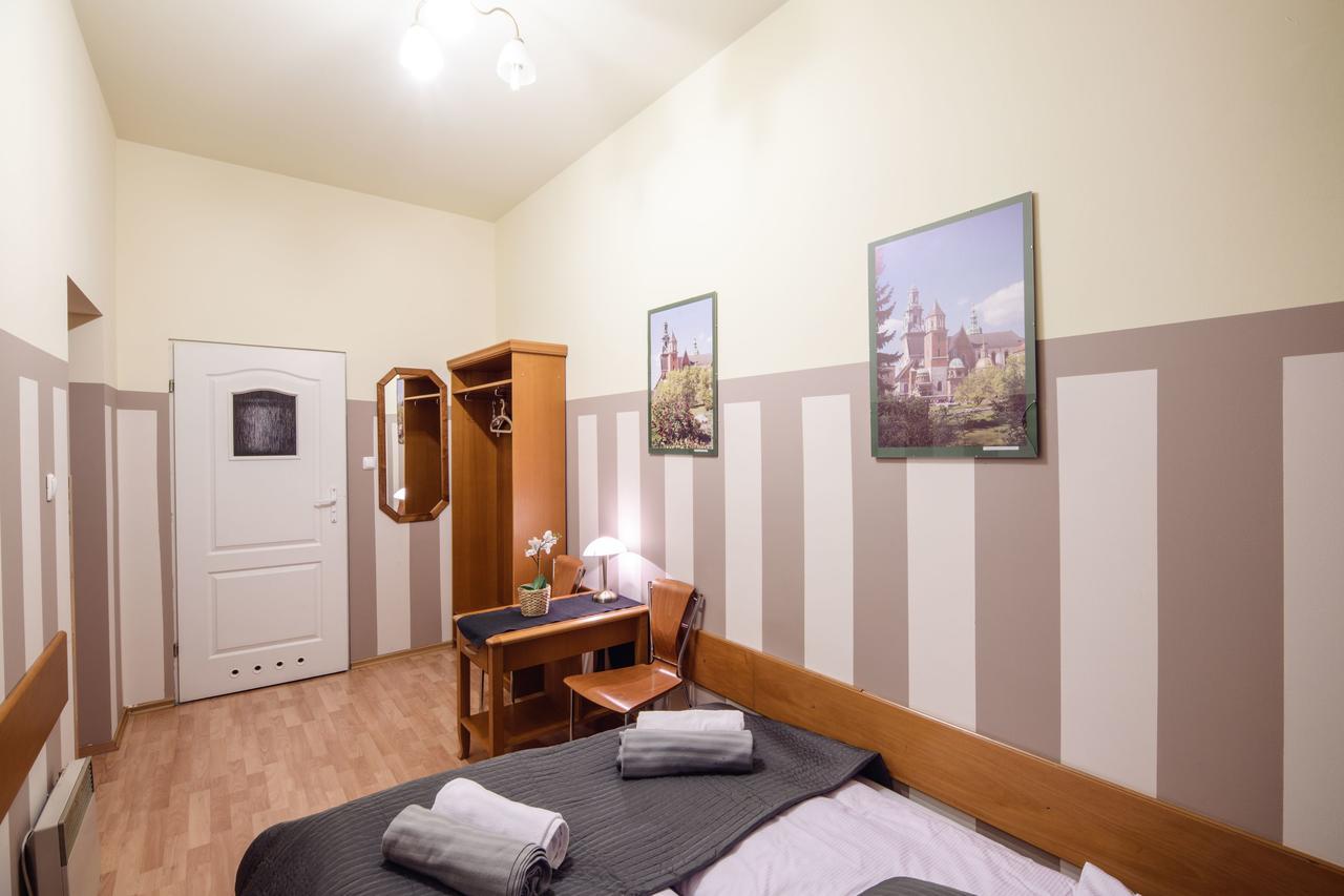 Golden Lion Guest Rooms Szewska 19 克拉科夫 外观 照片