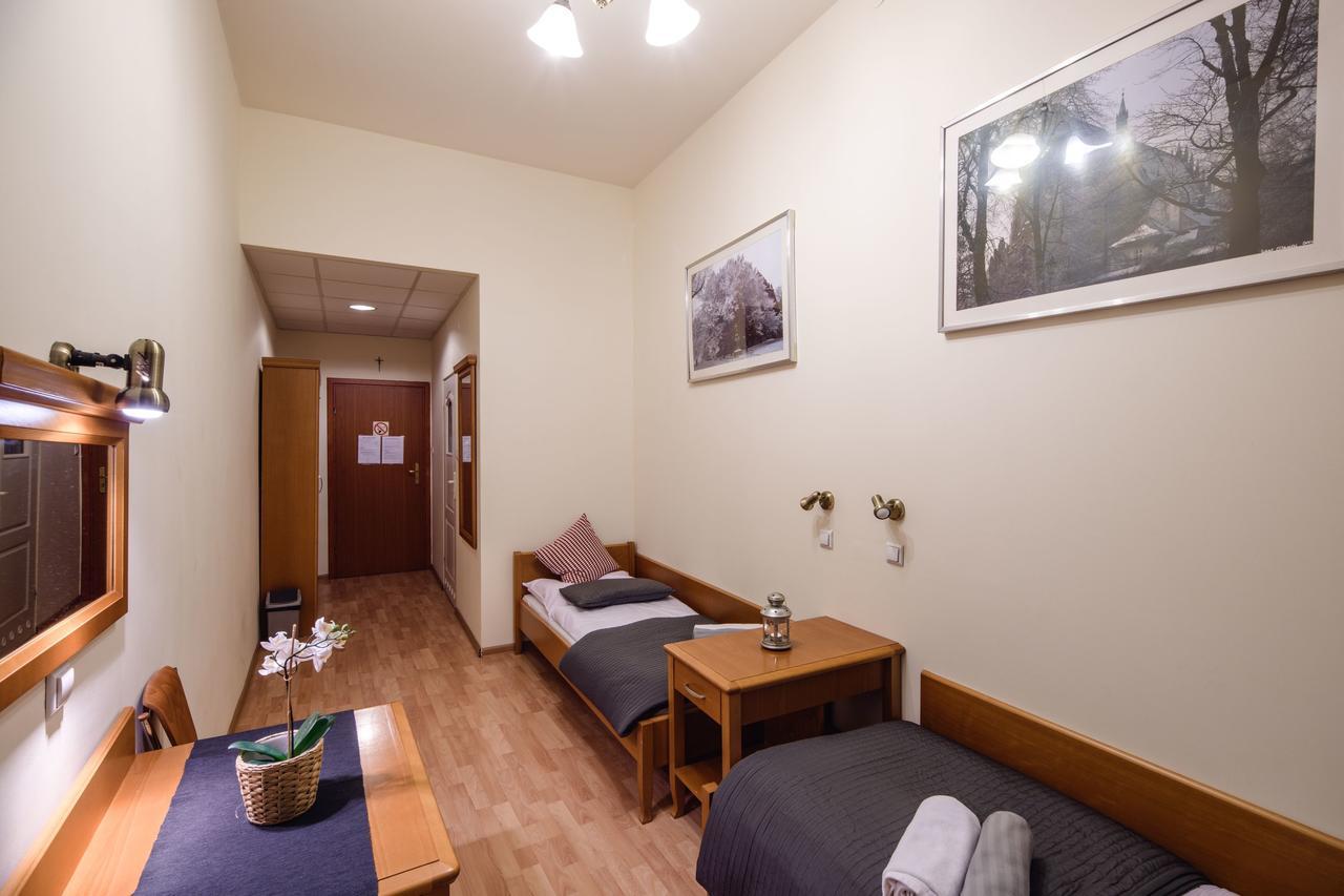 Golden Lion Guest Rooms Szewska 19 克拉科夫 外观 照片